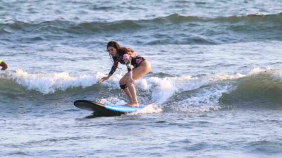 Beginner Surf Lesson In Canggu With Dian Surf School Canggu Bali