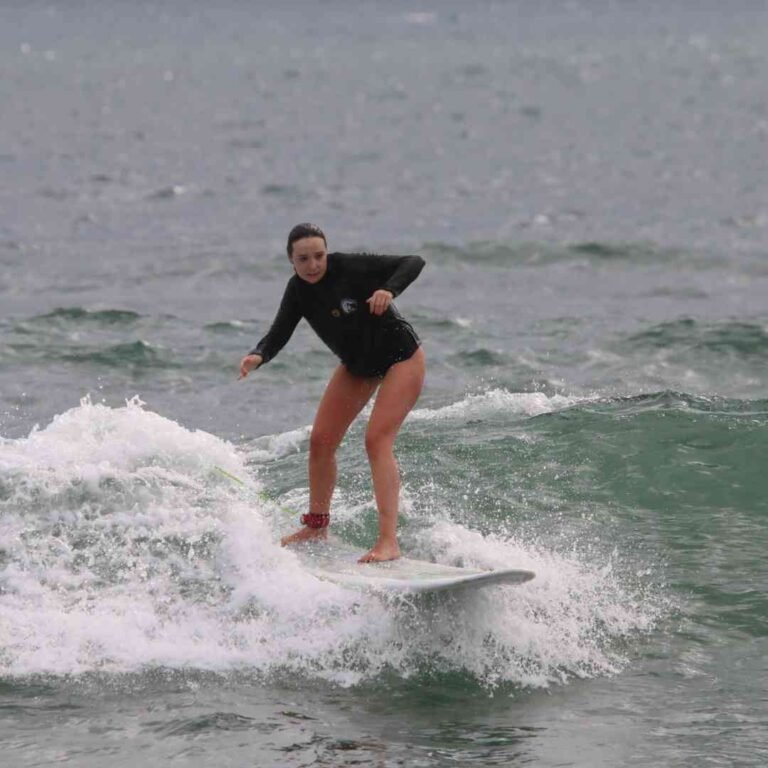 Surf lesson in canggu bali