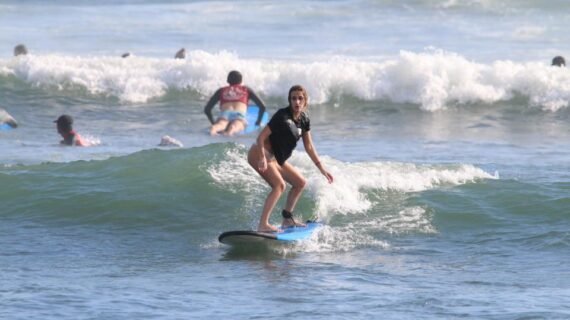 Expert Surf Instructors in Canggu – Book Your Lesson Now with Dian Surf School Bali!