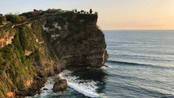 Uluwatu Surf Sunset Bali