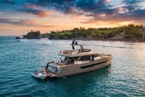 Which Services Offer Private Boat Charters Departing from Canggu